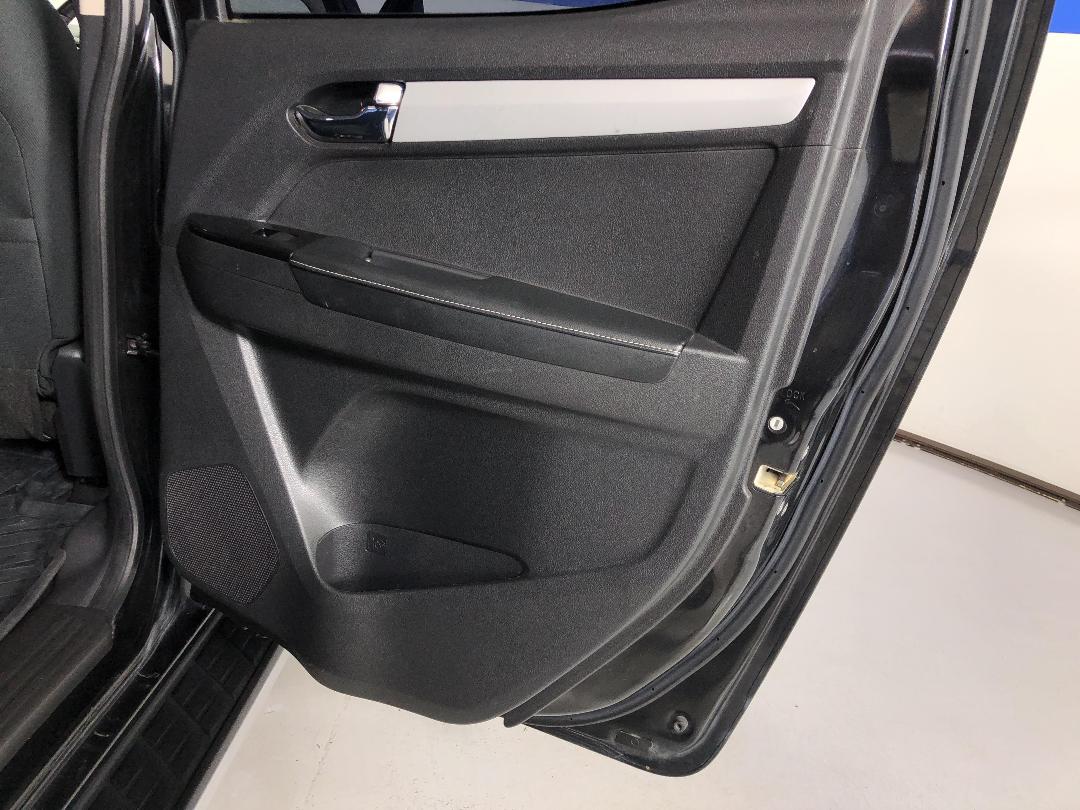 Photo '19' of Isuzu D-MAX Photo '19' of Isuzu D-MAX