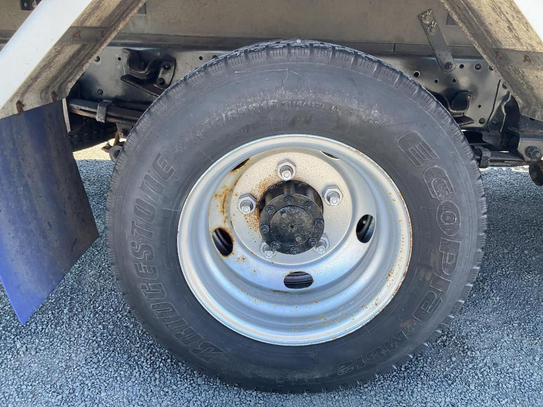 Photo '41' of Isuzu ELF Chiller Photo '41' of Isuzu ELF Chiller