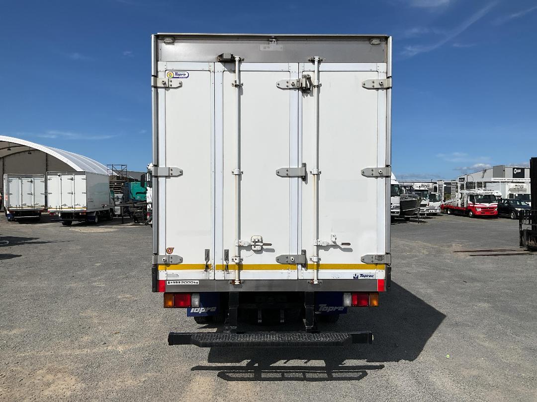 Photo '5' of Isuzu ELF Chiller Photo '5' of Isuzu ELF Chiller