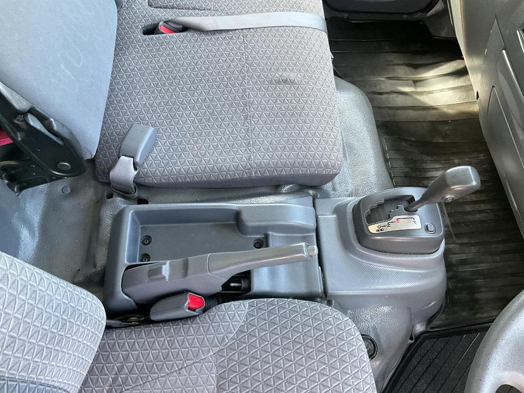 Photo '17' of Isuzu ELF Chiller Photo '17' of Isuzu ELF Chiller