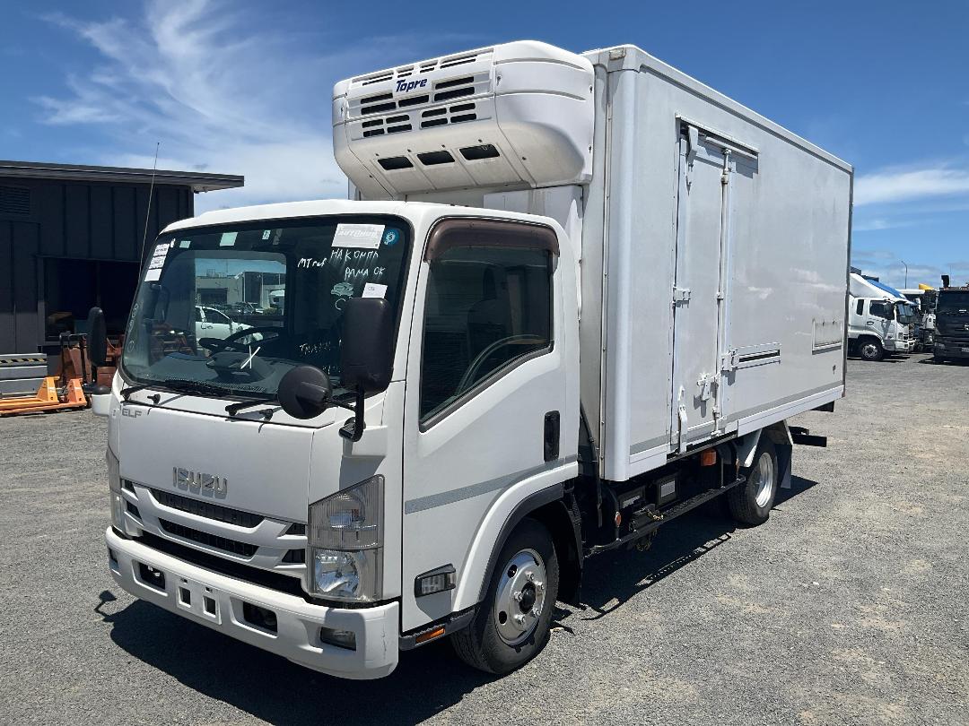Photo '9' of Isuzu ELF Chiller