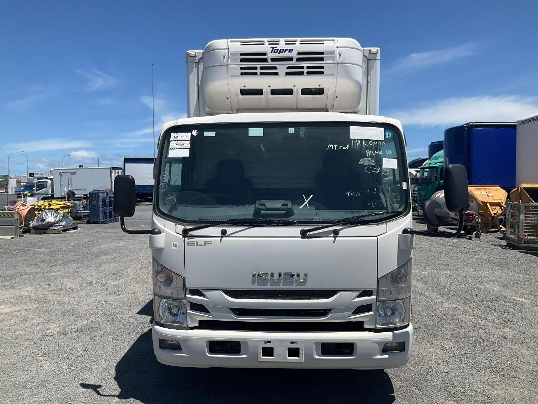 Photo '10' of Isuzu ELF Chiller