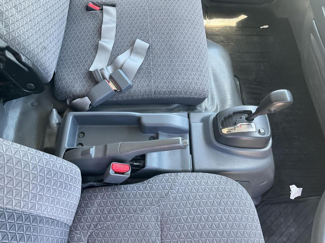 Photo '16' of Isuzu ELF Chiller