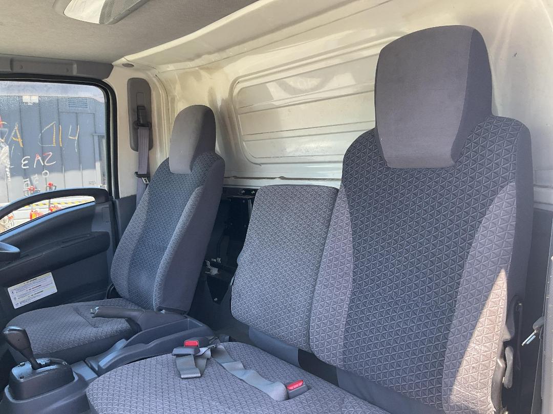 Photo '22' of Isuzu ELF Chiller