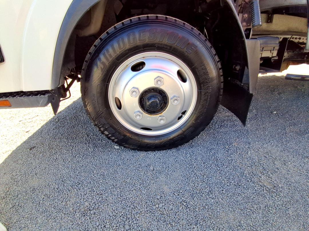 Photo '11' of Isuzu ELF Chiller Photo '11' of Isuzu ELF Chiller