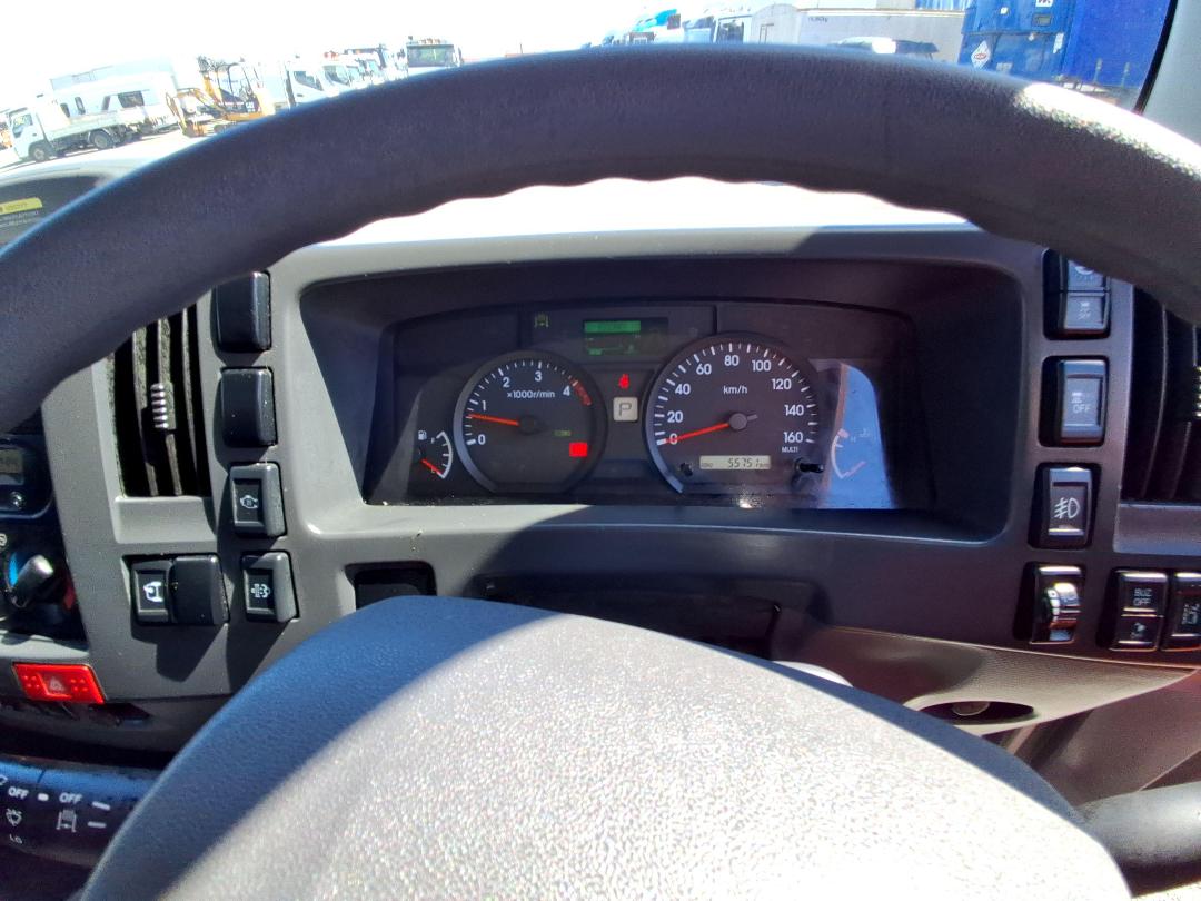 Photo '17' of Isuzu ELF Chiller Photo '17' of Isuzu ELF Chiller