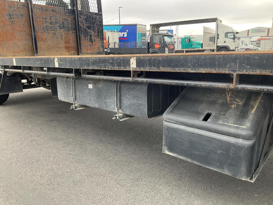 Photo '13' of Isuzu F Series FSR700L AUTO Flat Deck Photo '13' of Isuzu F Series FSR700L AUTO Flat Deck