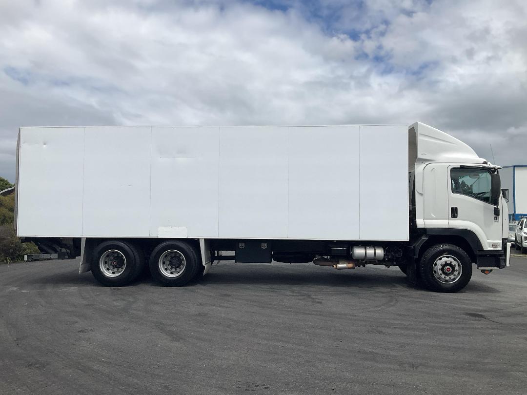 Photo '3' of Isuzu F Series FVL1400 Box Body Photo '3' of Isuzu F Series FVL1400 Box Body