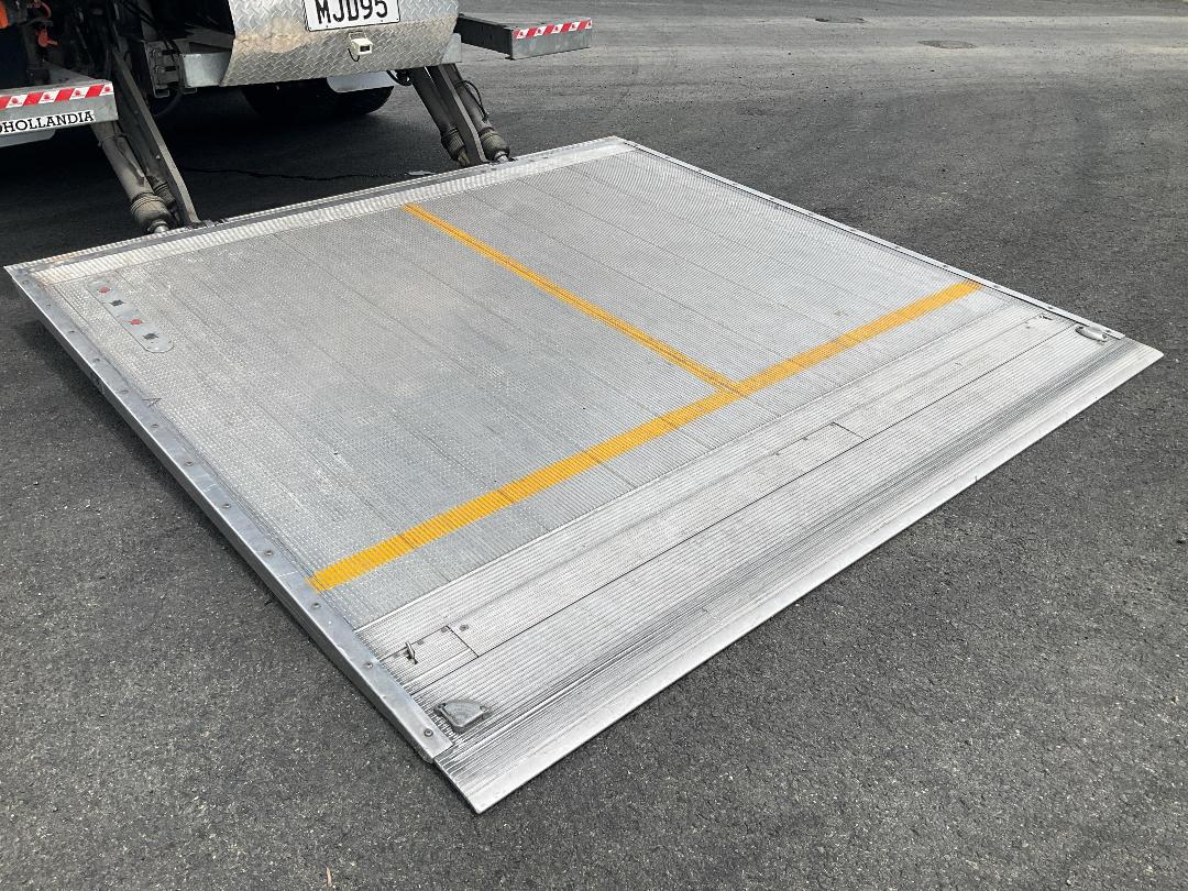 Photo '10' of Isuzu F Series FVL1400 Box Body Photo '10' of Isuzu F Series FVL1400 Box Body