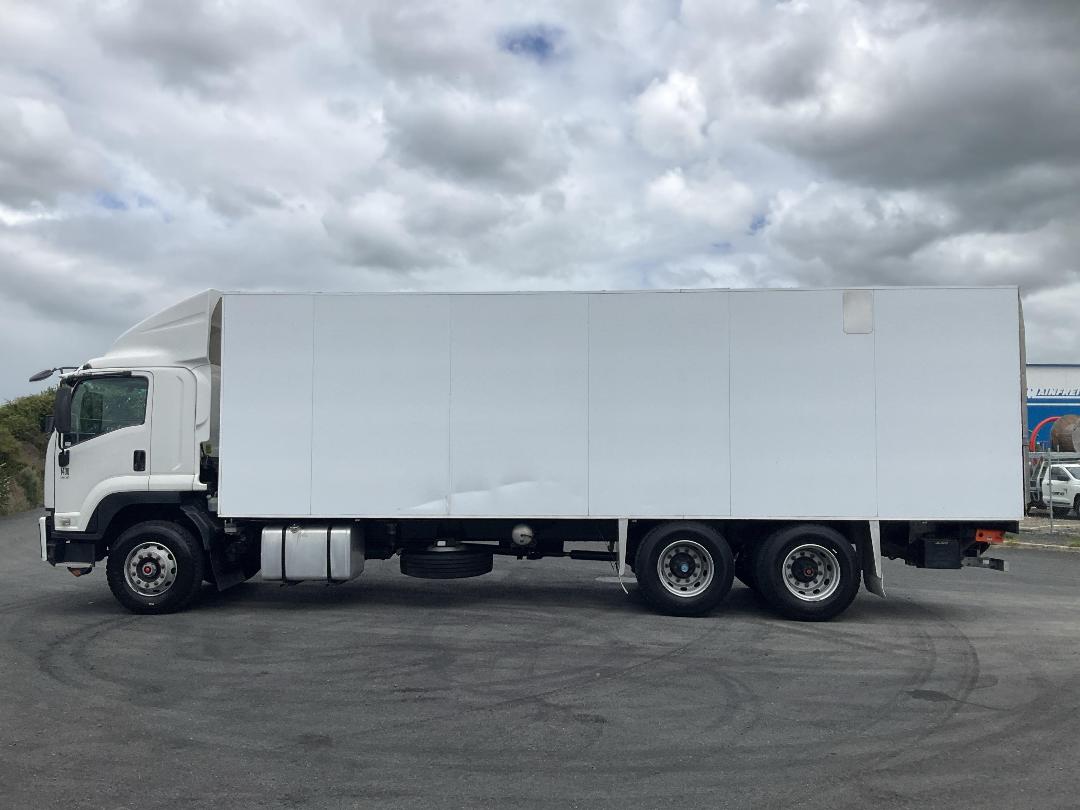 Photo '12' of Isuzu F Series FVL1400 Box Body Photo '12' of Isuzu F Series FVL1400 Box Body