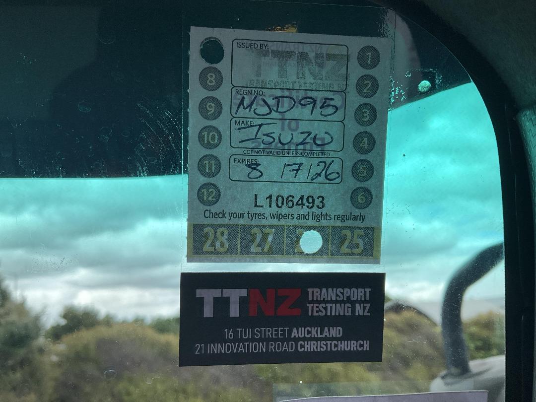 Photo '50' of Isuzu F Series FVL1400 Box Body Photo '50' of Isuzu F Series FVL1400 Box Body