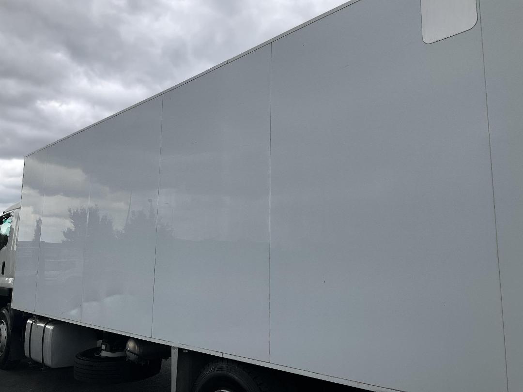 Photo '28' of Isuzu F Series FVL1400 Box Body Photo '28' of Isuzu F Series FVL1400 Box Body