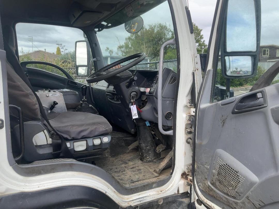 Photo '11' of Isuzu F Series FRR500 Tipper Photo '11' of Isuzu F Series FRR500 Tipper