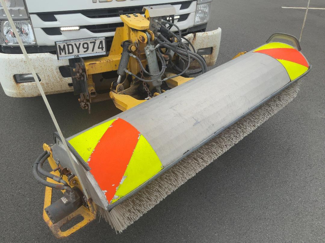 Photo '25' of Isuzu F Series FRR500 Tipper Photo '25' of Isuzu F Series FRR500 Tipper