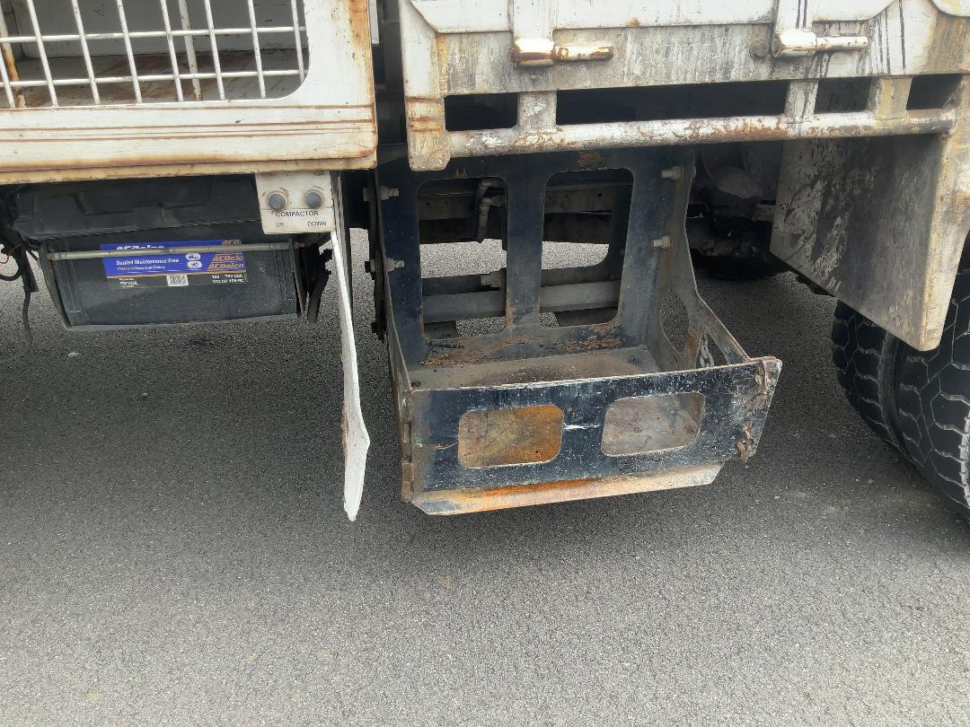 Photo '29' of Isuzu F Series FRR500 Tipper Photo '29' of Isuzu F Series FRR500 Tipper