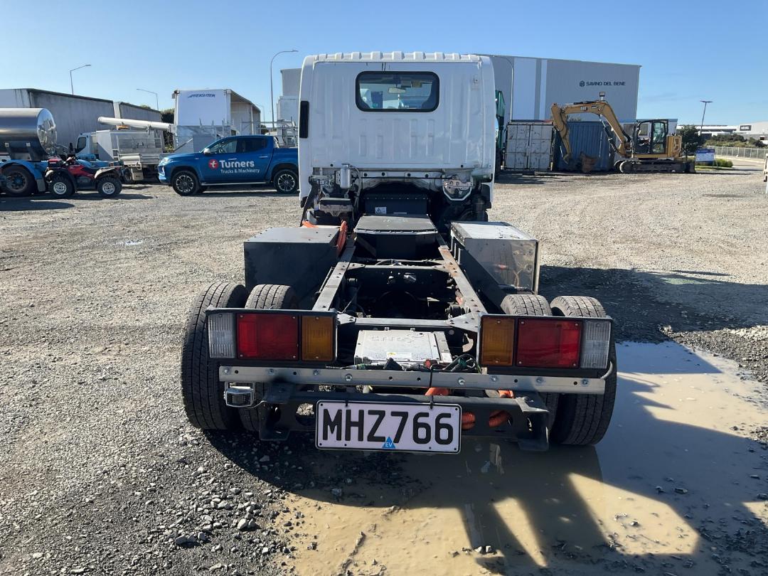 Photo '5' of Isuzu N Series NLR250M AMT Cab Chassis