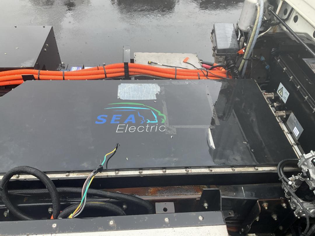 Photo '10' of Isuzu N Series NLR250M AMT Cab Chassis