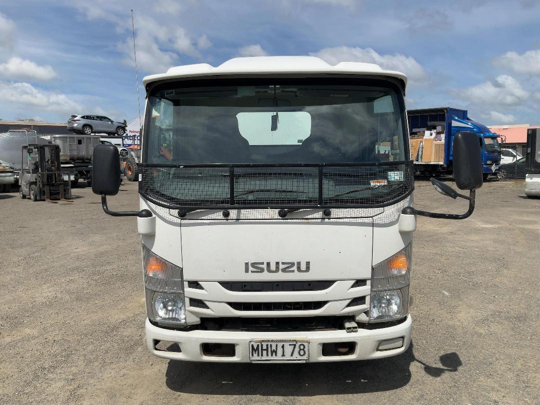 Photo '10' of Isuzu N Series NLR250S Service Vehicle