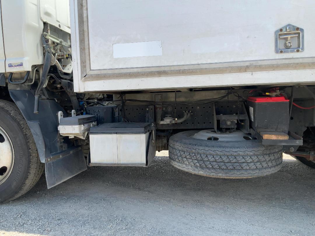 Photo '27' of Isuzu N Series NLR250S Service Vehicle