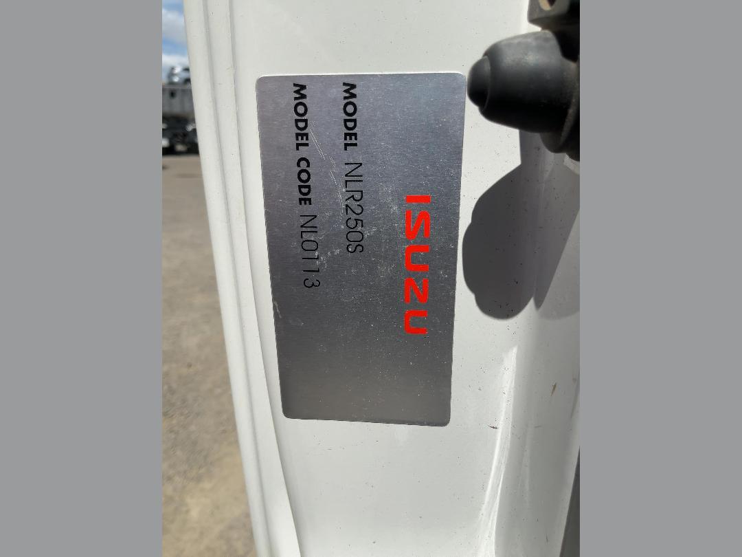 Photo '42' of Isuzu N Series NLR250S Service Vehicle