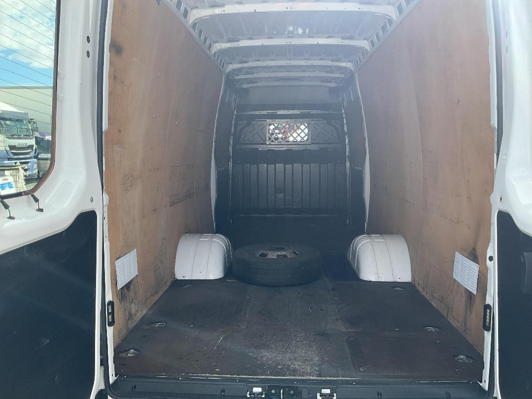 Photo '33' of Iveco Daily 50C Van