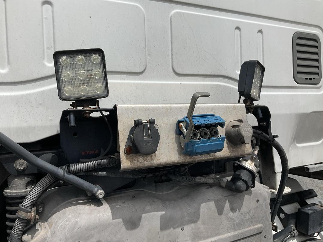 Photo '27' of Iveco Stralis ATI460 Tractor Unit