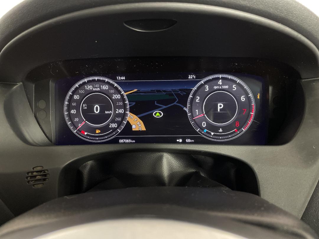 Photo '21' of Jaguar F-Pace