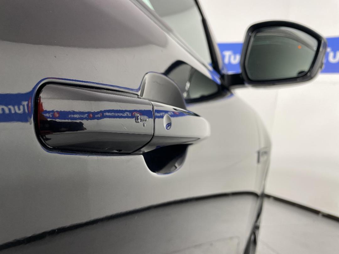 Photo '26' of Jaguar F-Pace