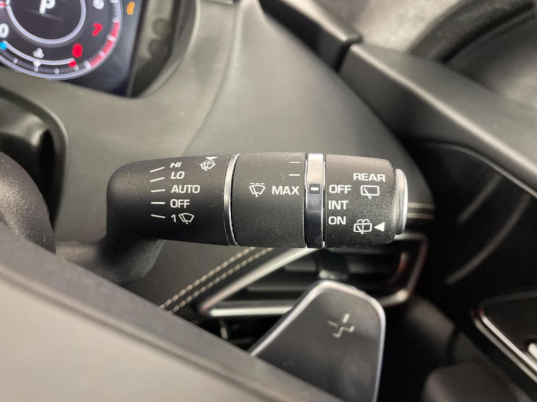 Photo '38' of Jaguar F-Pace