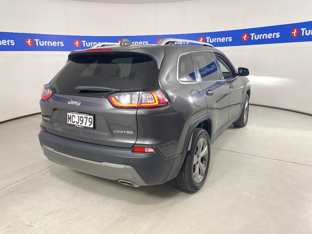 Photo '7' of Jeep Cherokee Photo '7' of Jeep Cherokee