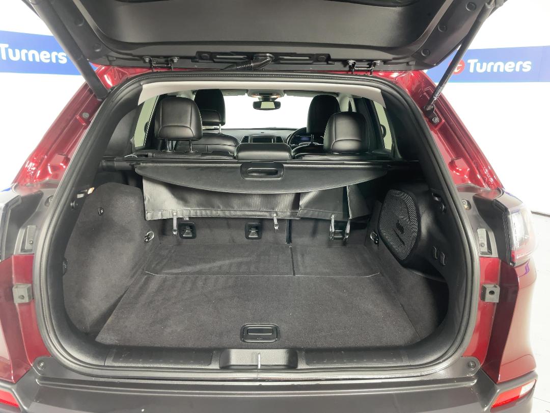 Photo '14' of Jeep Cherokee