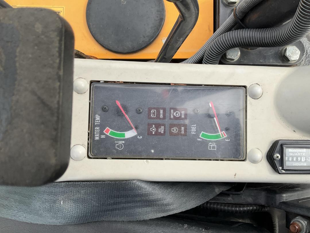 Photo '12' of KATO 17VYE Excavator