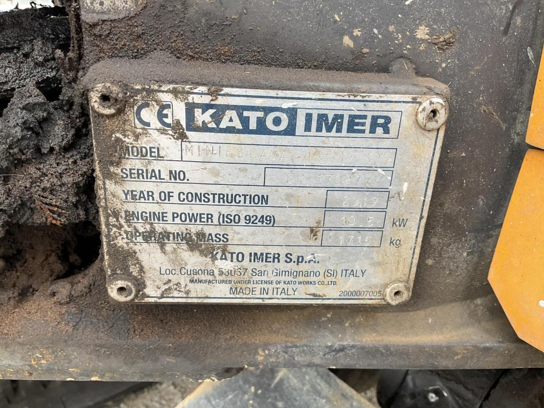 Photo '18' of KATO 17VYE Excavator