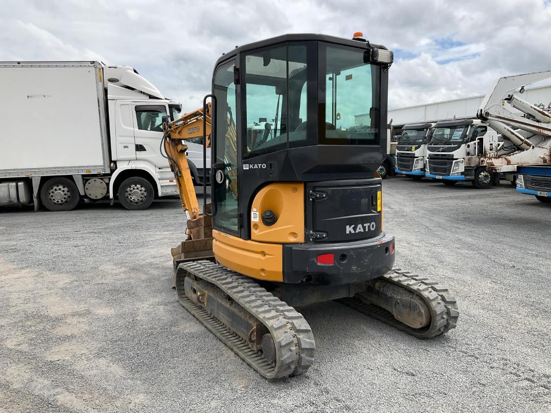 Used KATO 35V4 2019 Turners Trucks & Machinery for Sale 22531331 Turners