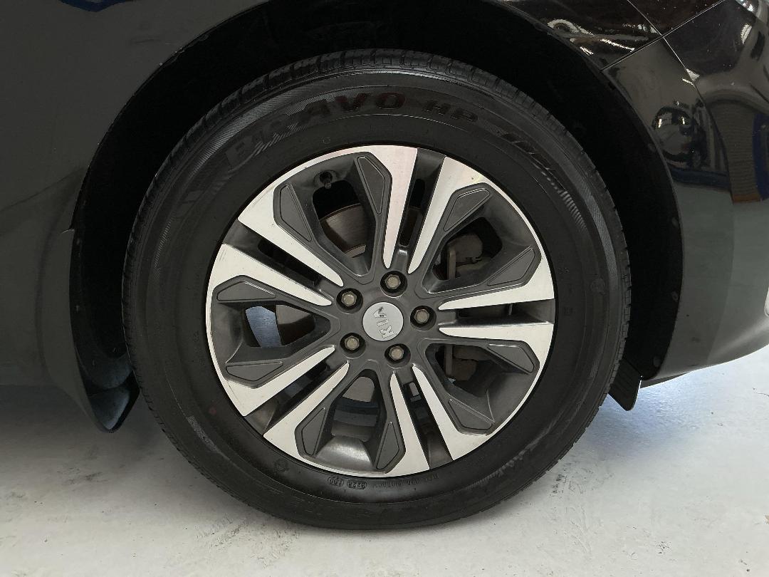 Photo '9' of KIA Carnival