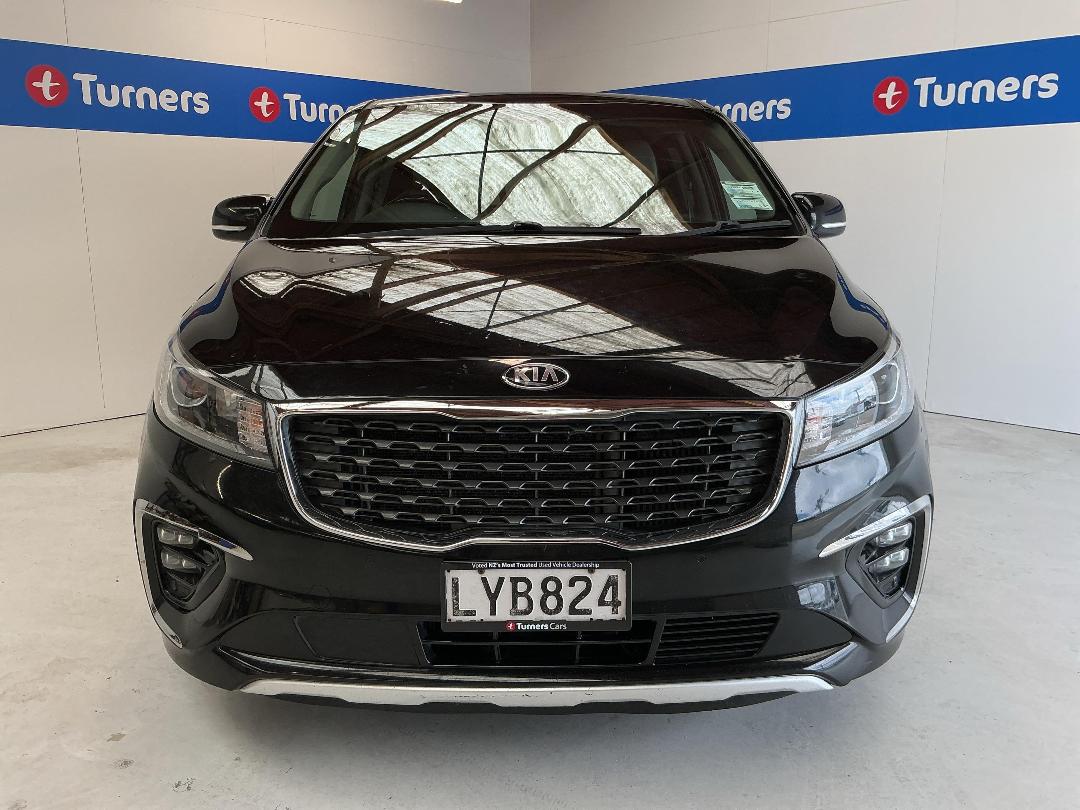 Photo '2' of KIA Carnival