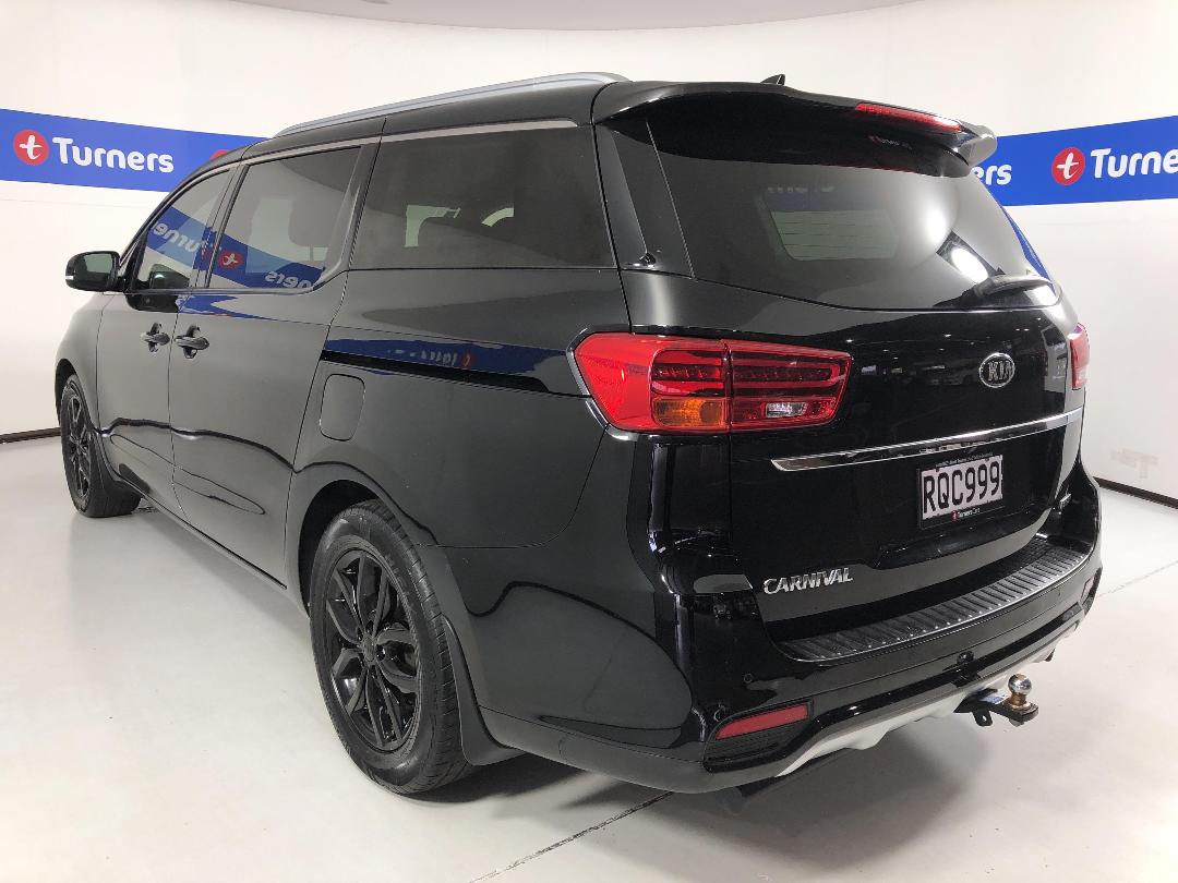 Photo '5' of KIA Carnival