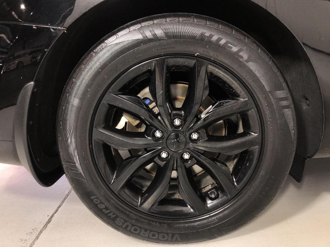 Photo '12' of KIA Carnival