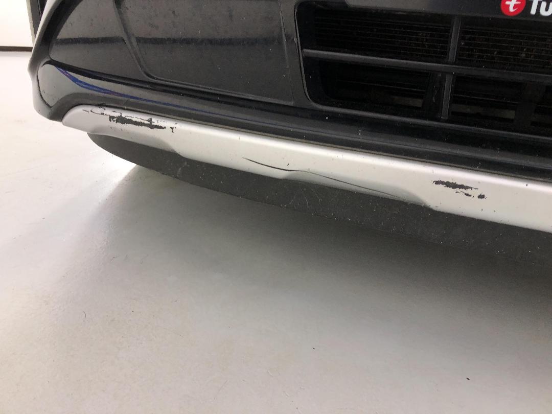 Photo '24' of KIA Carnival