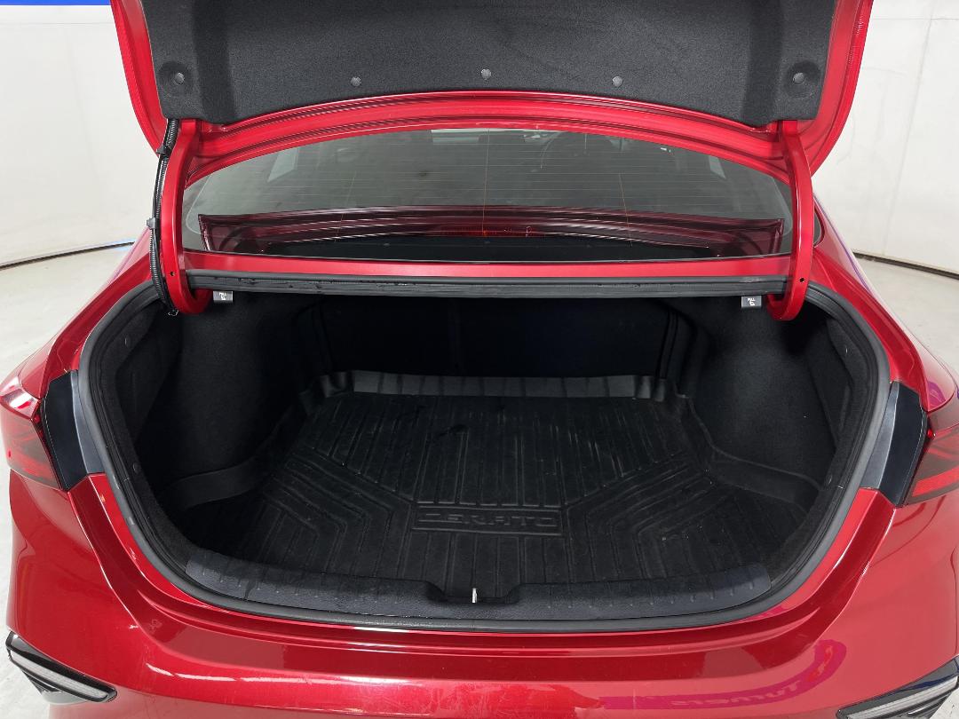 Photo '14' of KIA Cerato Photo '14' of KIA Cerato