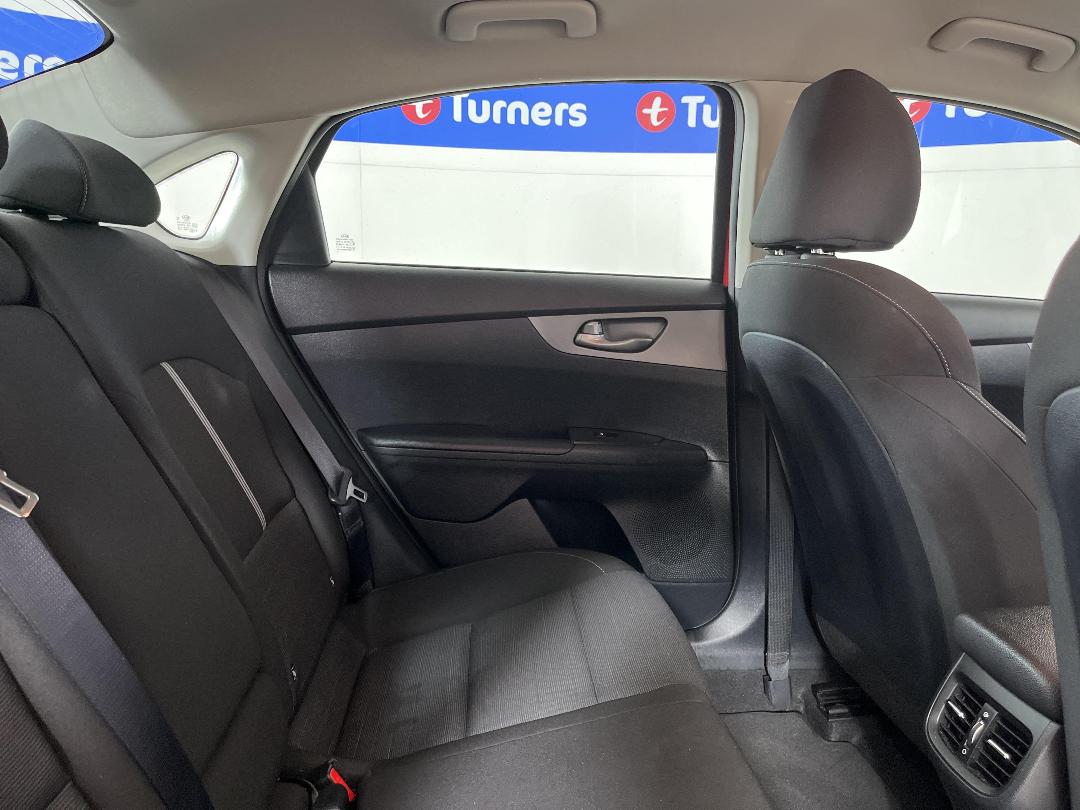 Photo '20' of KIA Cerato Photo '20' of KIA Cerato