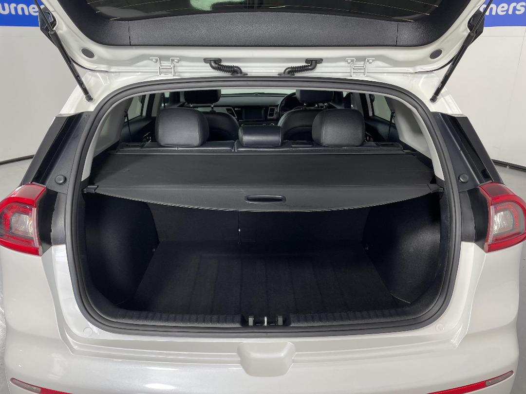 Photo '14' of KIA Niro