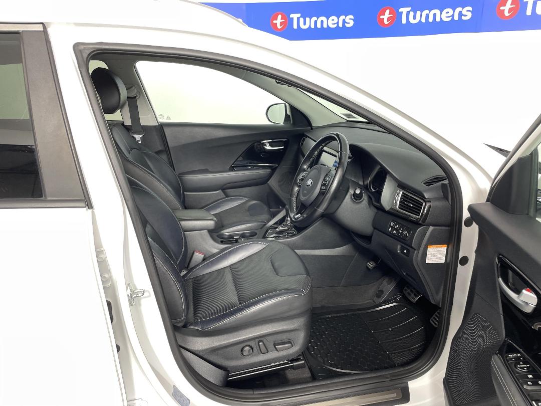 Photo '16' of KIA Niro