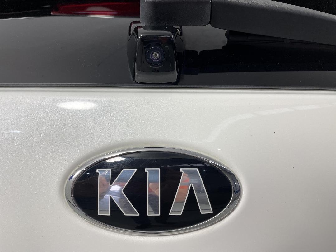 Photo '23' of KIA Niro