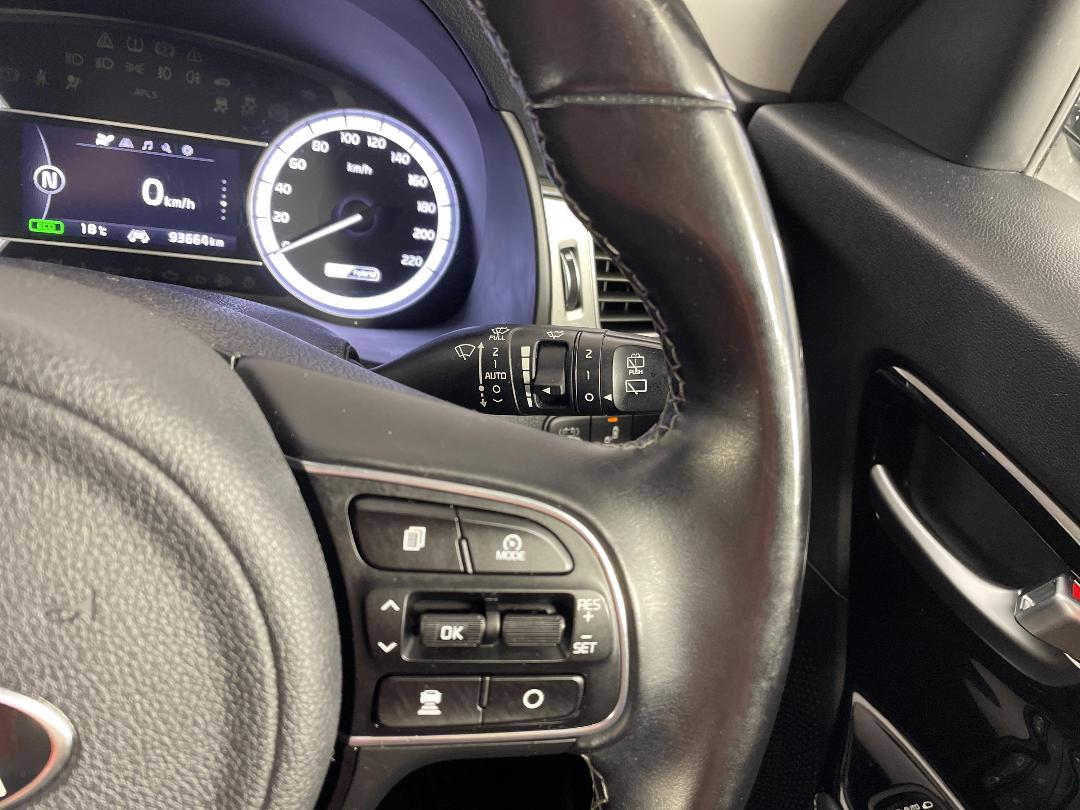 Photo '28' of KIA Niro