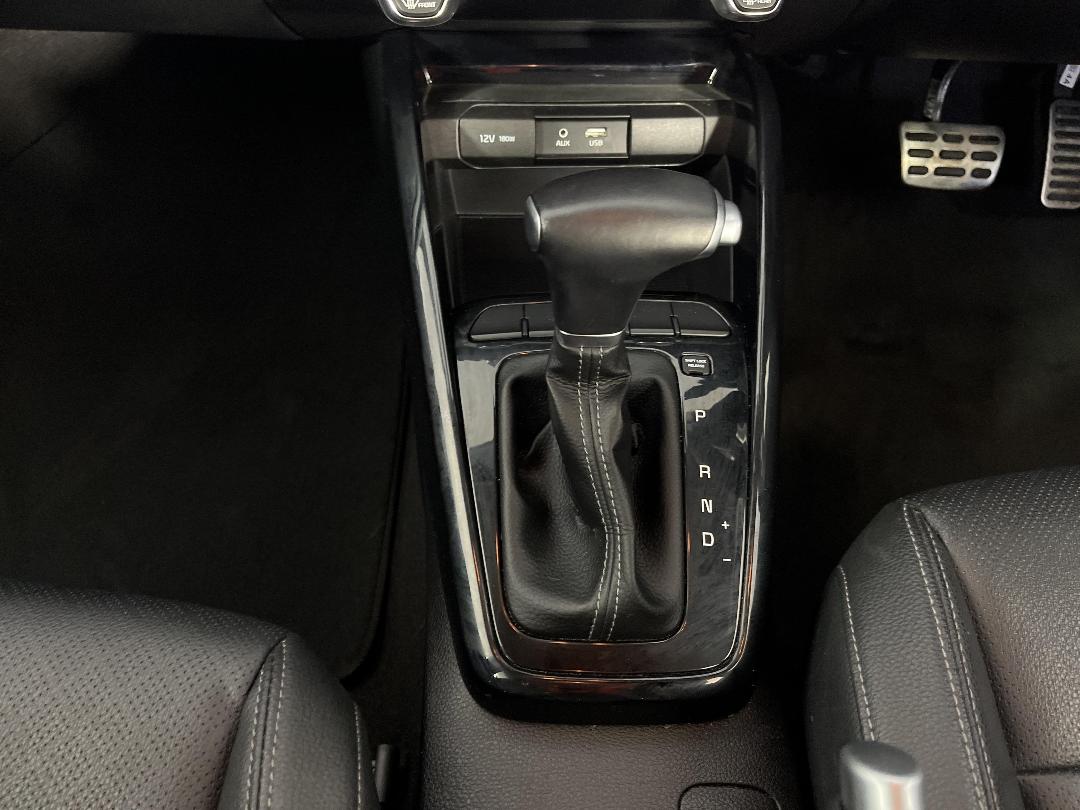 Photo '18' of KIA RIO