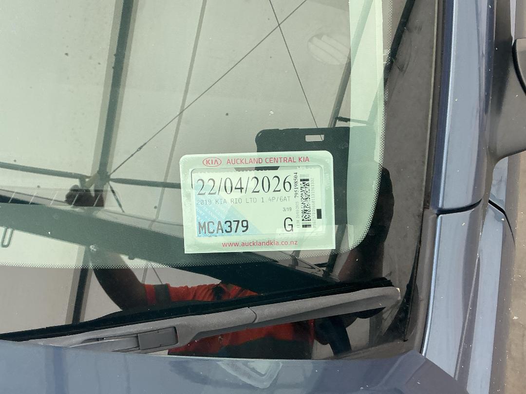 Photo '24' of KIA RIO LTD
