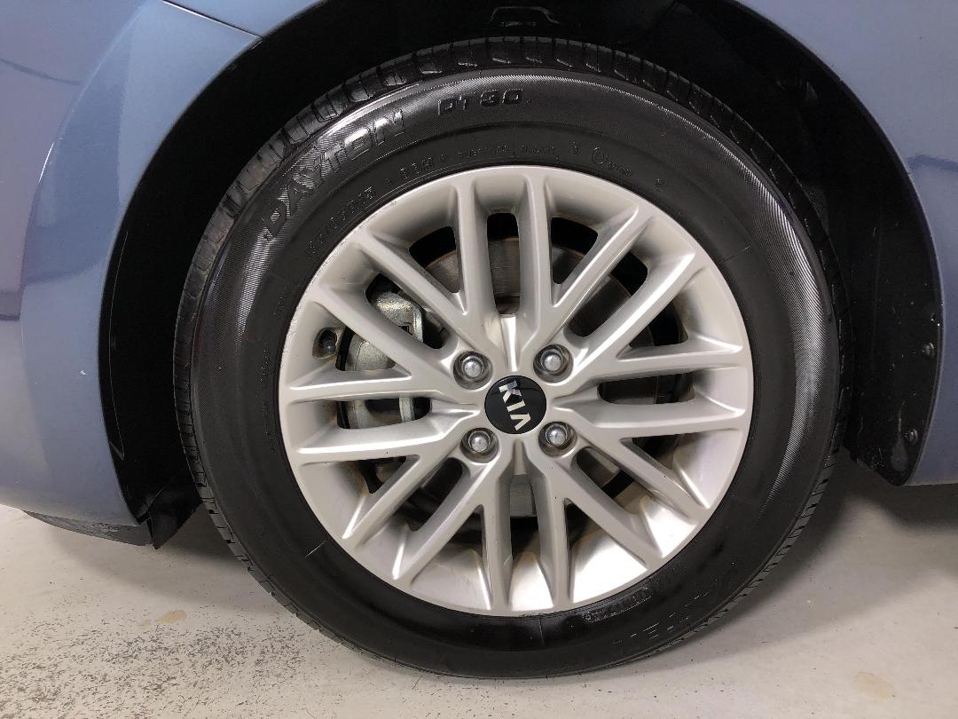 Photo '10' of KIA RIO Photo '10' of KIA RIO