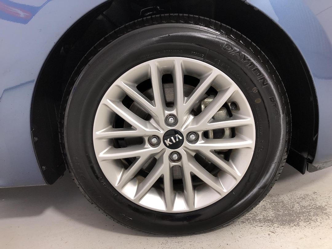 Photo '9' of KIA RIO Photo '9' of KIA RIO