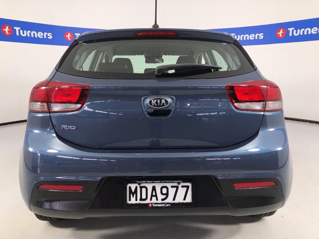 Photo '6' of KIA RIO Photo '6' of KIA RIO